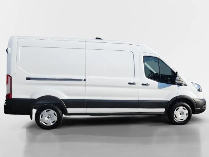 Ford E-Transit 350 L3H2 Trend 89 kWh 184 pk | WLTP 341 km rijbereik | Navigatie pakket | Trekhaakvoorbereiding