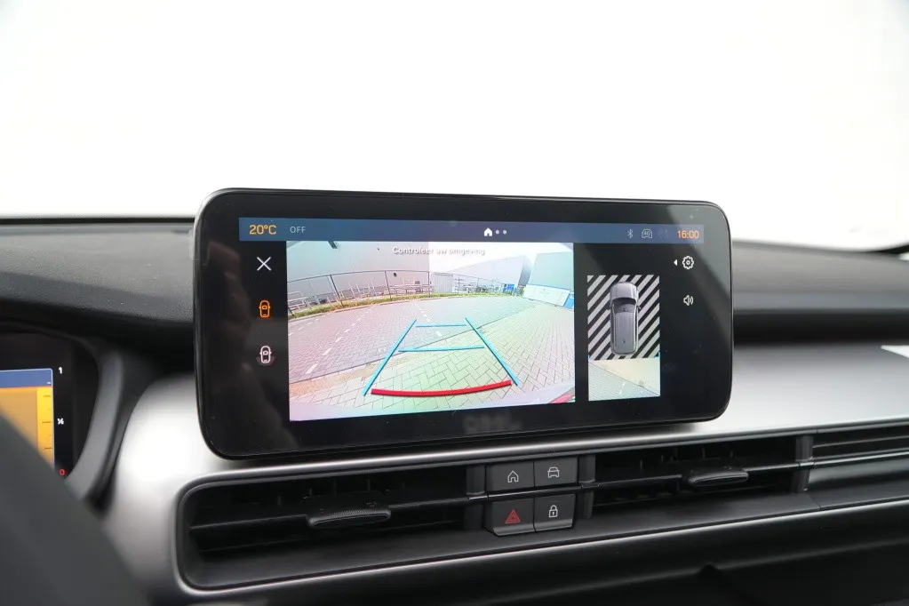 Jeep Avenger 1.2 e-Hybrid Summit | Pano | Navi | JBL | Camera | Winter | 18'