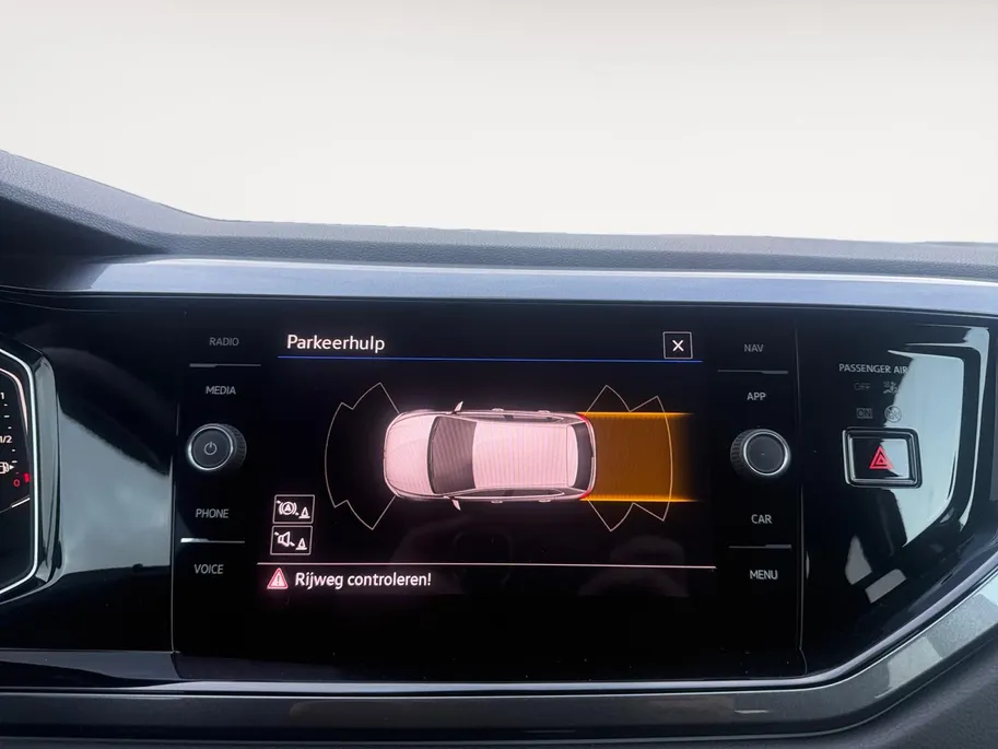 Volkswagen Polo 1.0 TSi Style Business | Automaat | Navigatie | Cruise Control | Climate Control | DAB | Apple Carplay/Android Auto