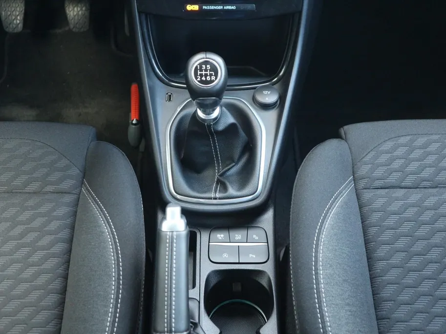 Ford Puma 1.0 EcoBoost Hybrid Titanium 125 PK | Winterpack | Navigatie | Achteruitrijcamera | NL Auto |