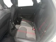 Renault Captur 1.6 E-Tech Hybrid 145 RS Line | Automaat | Full Hybride | Apple Carplay & Android Auto | Cruise & Climate Control | Camera | Parkeersensoren | Recent Onderhouden | 12 Maanden BOVAG Garantie