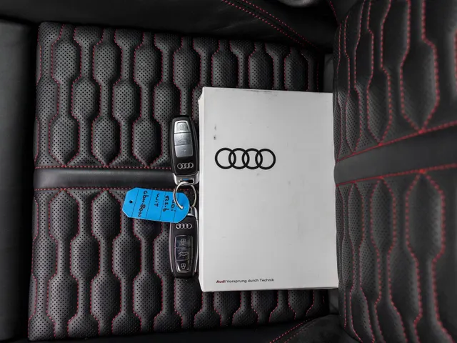 Audi RS6 Avant RS 6 TFSI quattro