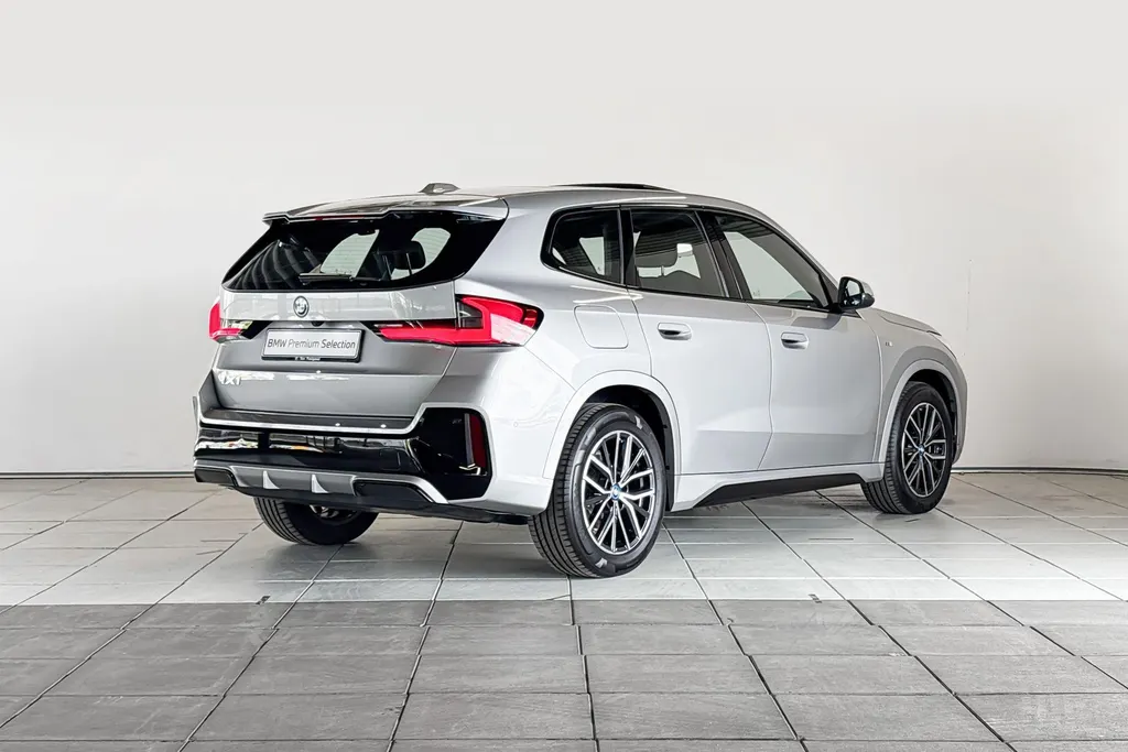 BMW iX1 eDrive20 Innovation Pack M Sportpakket