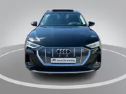 Audi e-tron Sportback 55 quattro S Line 95 kWh 300kW/408PK · Panoramadak · Trekhaak · Camera · Leder · Stoelverwarming · Drive select ·  Garantie t/m 18-10-2027 of 100000km.