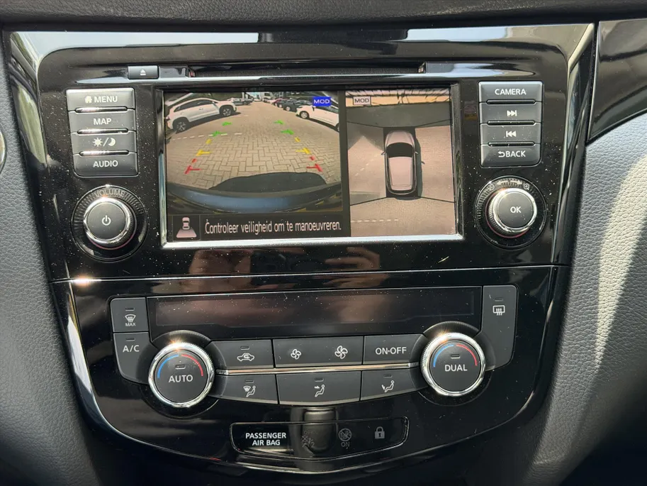 Nissan QASHQAI 1.3 DIG-T N-Connecta |Panoramadak
