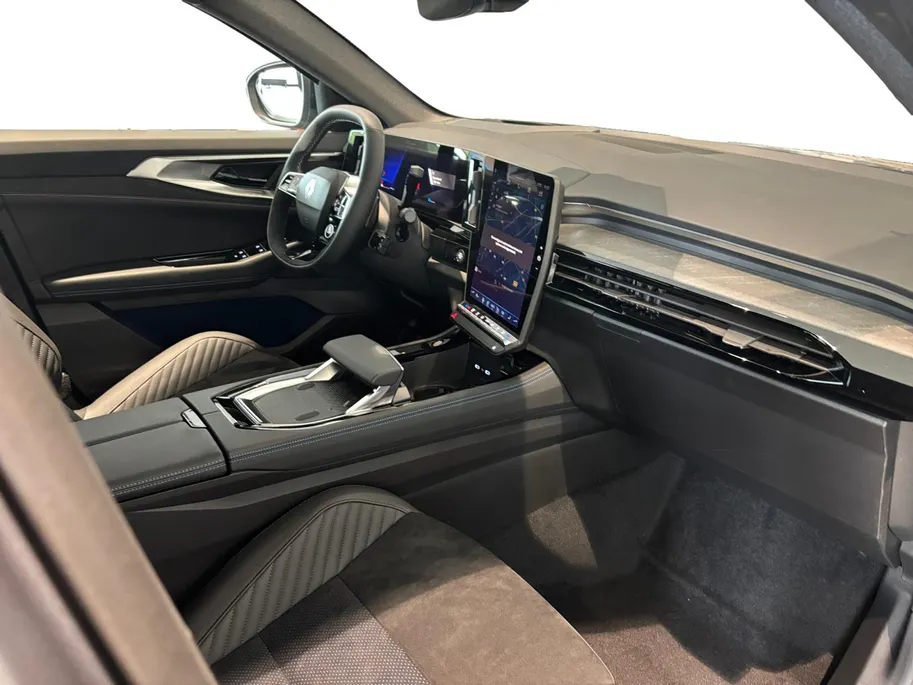 Renault Rafale 1.2 E-Tech full hybrid 200 esprit Alpine Direct uit voorraad leverbaar | 5 jaar garantie | Financieren tegen 2,9% rente | Showroom Renault Den Haag