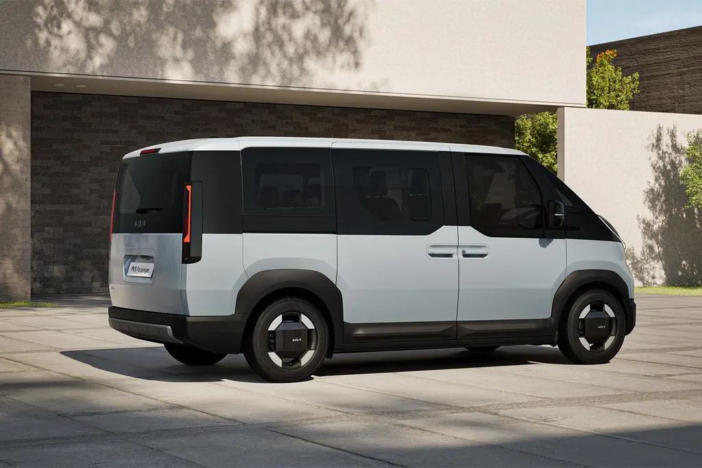 Kia PV5 Passenger 71,2 kWh Elite Executive | Elektrische Deuren + Achterklep! | Vehicle-to-Load | Batterijverwarming I Voorraadactie!