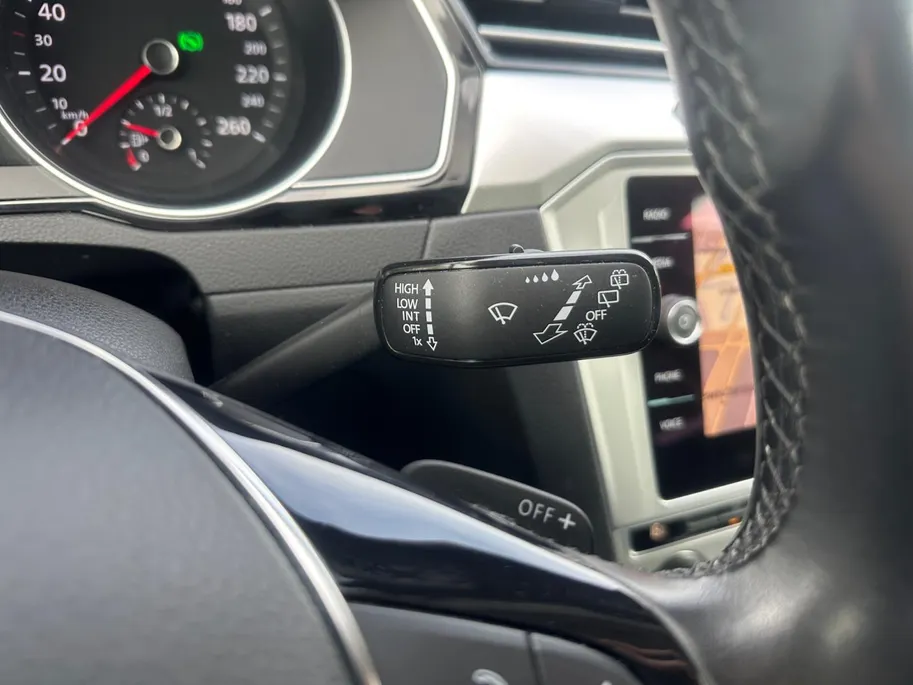 Volkswagen Passat Variant 1.4 TSI Comfortline Business | NL-AUTO | LED | APPLE CAR PLAY/ANDROID AUTO | 12 MAANDEN BOVAG GARANTIE |