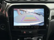 Suzuki Vitara 1.5 Hybrid Style 116PK AUTOMAAT SUNROOF! | Navigatie | Apple Carplay & Android Auto | Adaptive Cruise Control | Climate Control | Achteruitrijcamera | Parkeersensoren voor & achter | Stoelverwarming |