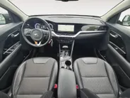 Kia Niro 1.6 GDi Hybrid DynamicLine | All Season Banden | Cruise Control | Climate Control | Camera | Navigatie | Half Leder |