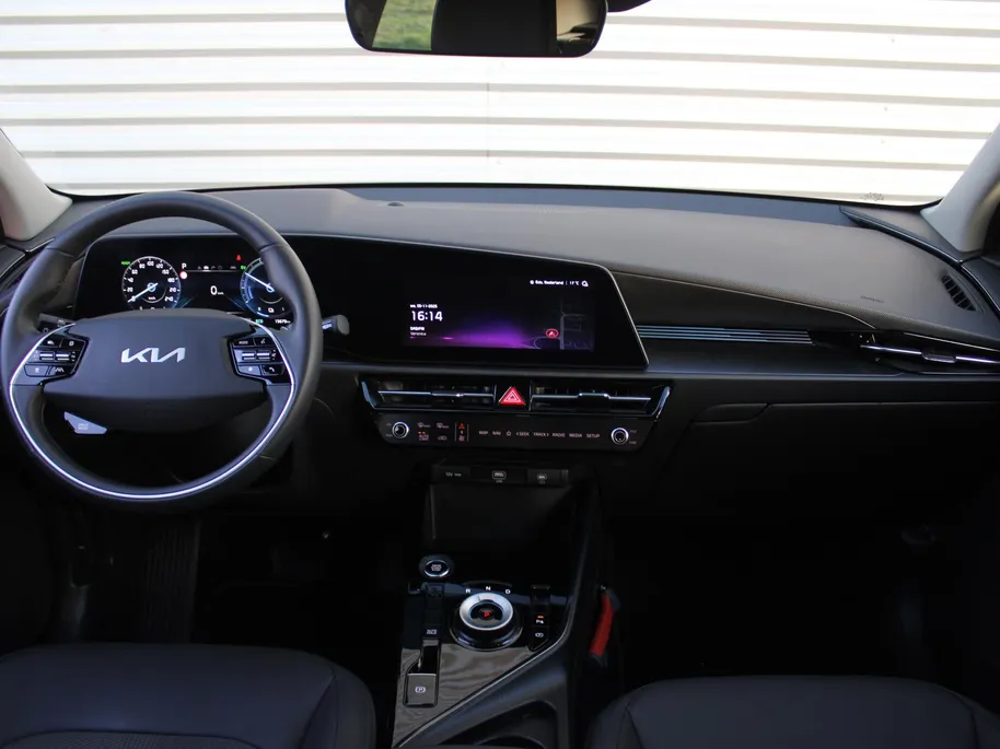 Kia Niro 1.6 GDi Hybrid DynamicLine | Camera | Cruise adapt. | Clima | 16' LM | Navi | Keyless | Apple Carplay/Android Auto |