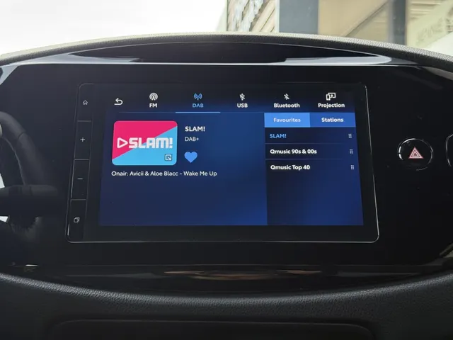 Toyota Aygo X Hybrid 115 play