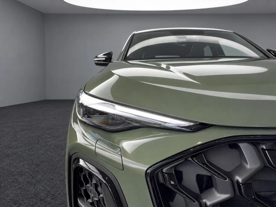 Audi Q5 e-hybrid quattro S edition 299 PK · B&O Premium 3D · Adaptieve luchtvering · Tech plus · Glazen panoramadak