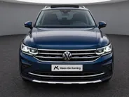 Volkswagen Tiguan 1.4TSIeHybrid 180kW/245PK Elegance · Panoramadak · Trekhaak · Camera + Parkeersensoren · Apple/Android Car Play ·