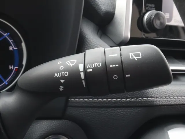 Toyota RAV4 2.5 Hybrid AWD Dynamic | Trekhaak | All Seasons