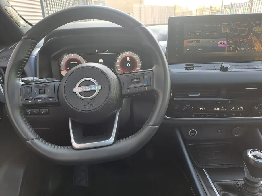 Nissan QASHQAI 1.3 MHEV Tekna Plus | Leer | Voorstoelen verwarmd | 360 Camera | Navigatie | 20'' LM | Stoel Massage | Luxe Lederen Bekleding | Dode Hoek Detectie | Apple Carplay/Android Auto