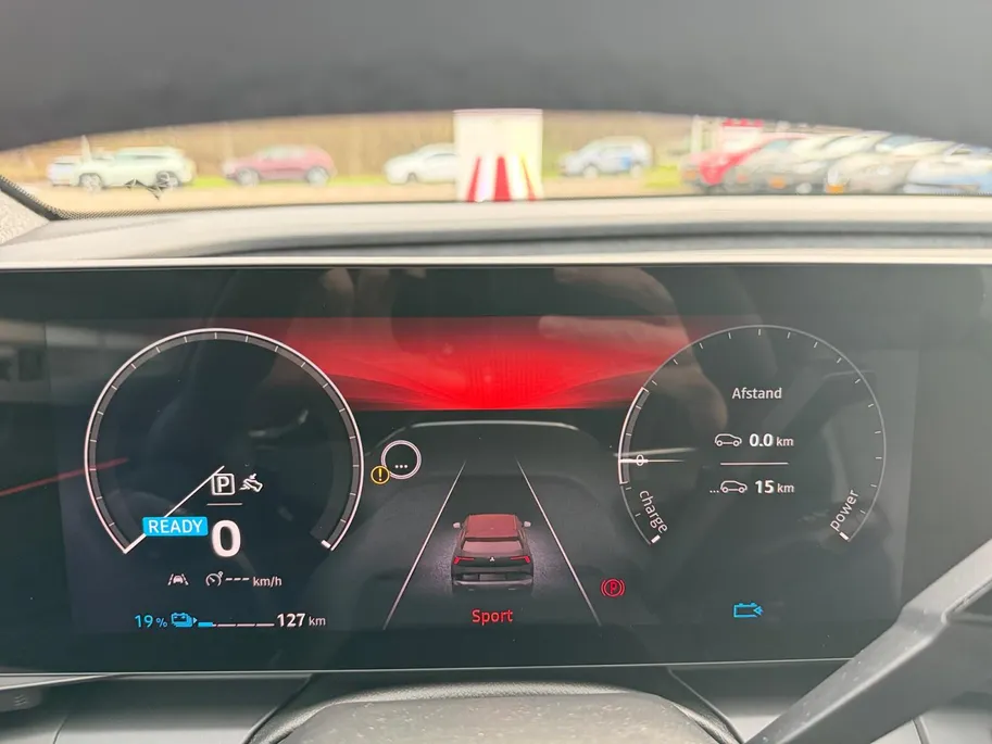 Mitsubishi Eclipse Cross Intense+ 87 kWh | 4000 EURO KORTING | SNEL RIJDEN | 633 WLTP | RONDOM CAMERA |