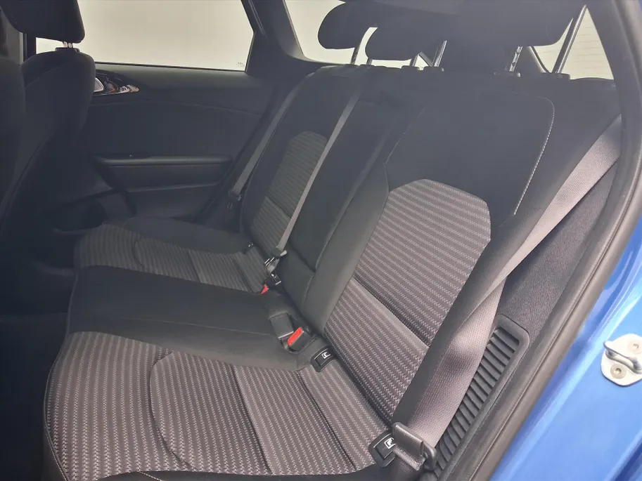 Kia Ceed 1.6 GDI PHEV Plug-In DynamicPlusLine Edition |Camera |Direct Beschikbaar