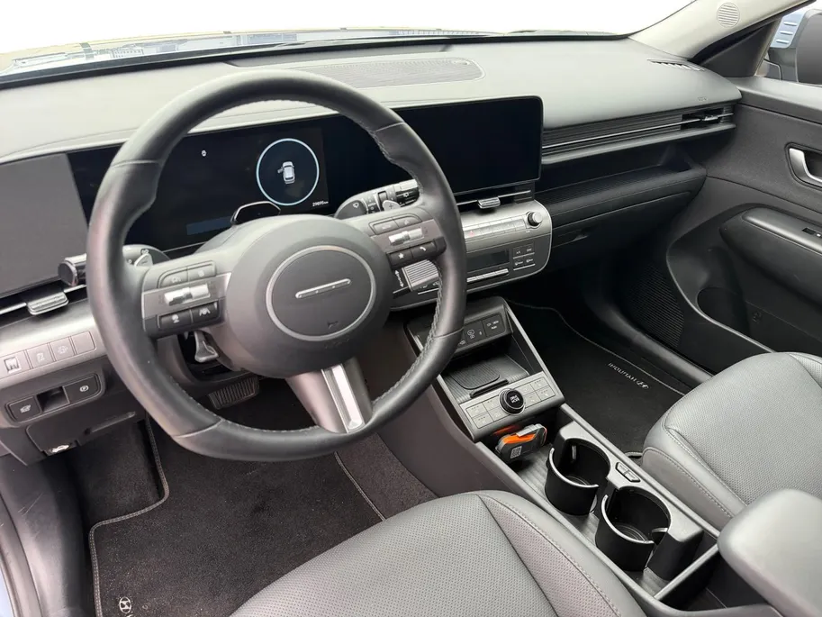 Hyundai Kona 1.6 GDI HEV Premium | 360 camera | Apple Carplay/ Android Auto | Stoelverwarming & ventilatie | Navigatie |