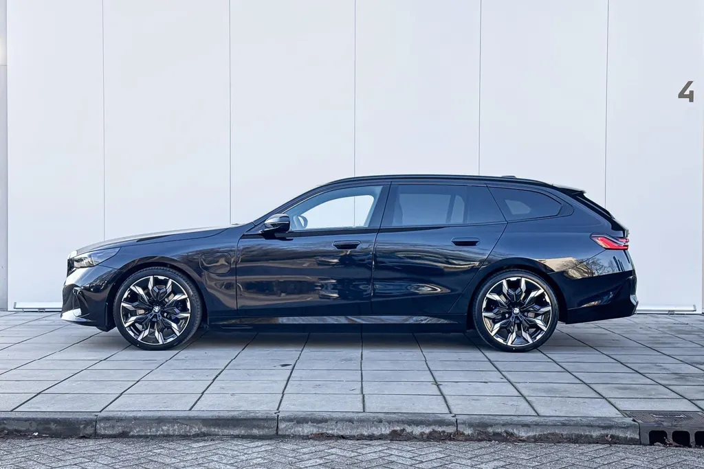 BMW 5 Serie Touring 530e xDrive