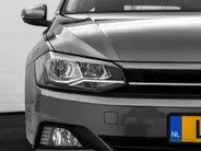 Volkswagen Polo 1.0 TSI 95pk Highline · Apple/Android Car Play · Navigatie · Clima · 16'Velgen · Sportstoelen · Draadloze Telefoonlader ·