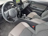 Toyota C-HR 2.0 Hybrid Executive | Automaat | Cruise control adaptief | JBL | Camera | Navigatiesysteem full map | Apple Carplay/Android Auto | LM Velgen
