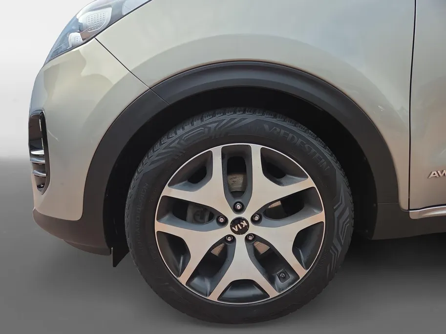 Kia Sportage 1.6 T-GDI 4WD GT-Line First Edition | Automaat | camera | navigatie  | Dealer onderhouden | Trekhaak | 12 maanden BOVAG garantie |