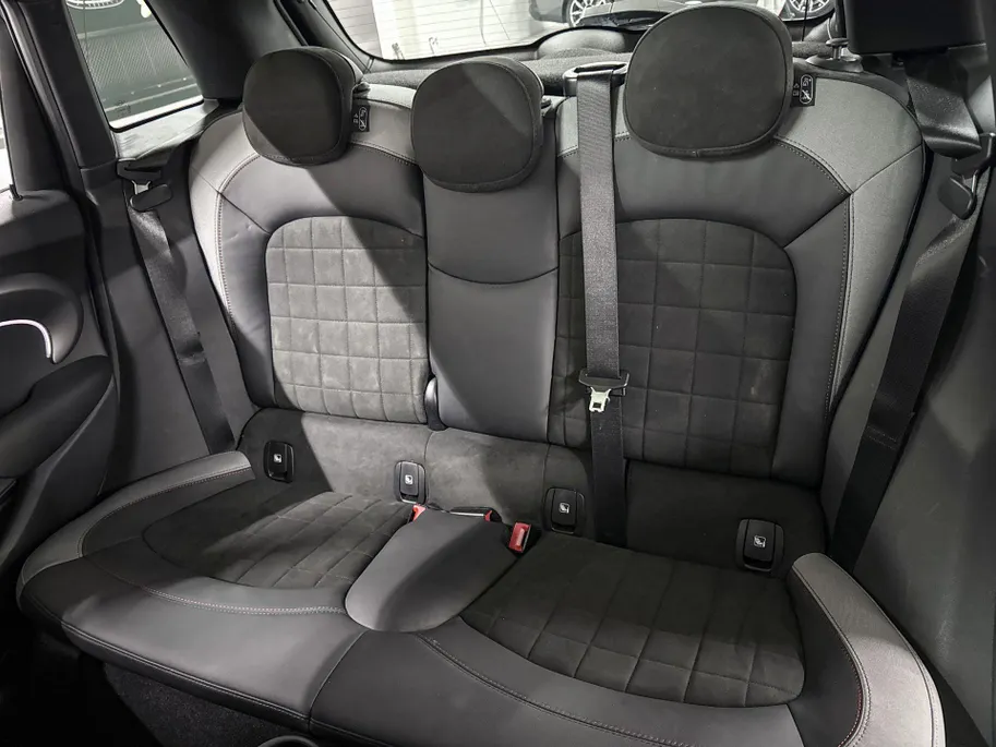 MINI Cooper 5-deurs Cooper S John Cooper Works