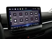Volkswagen T-Roc Life First Edition 1.5 eTSI 116 PK 7 versn. DSG · Comfort pakket · Achteruitrijcamera ·