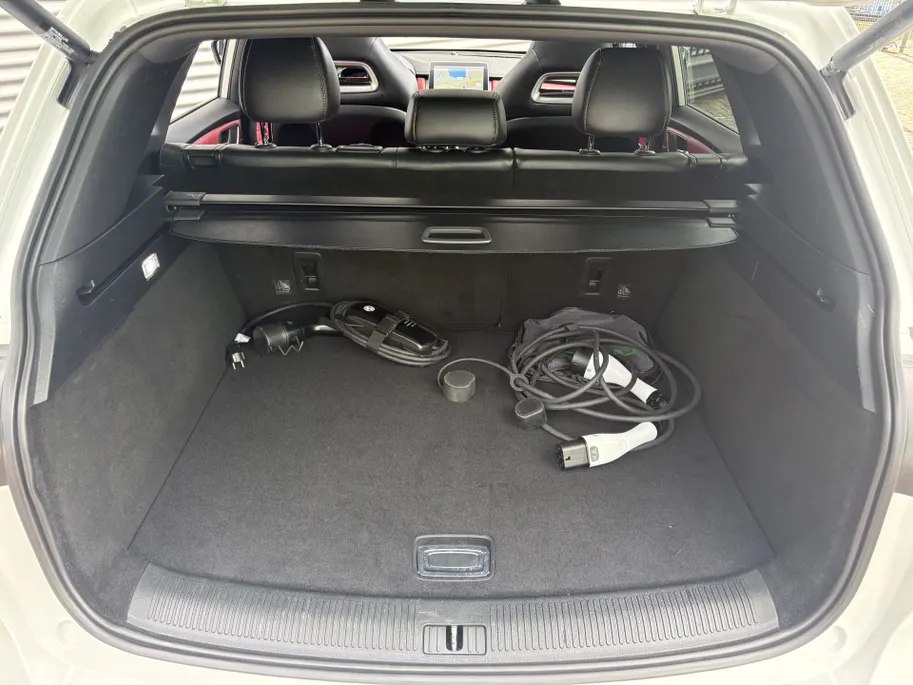 MG EHS 1.5 TGDI Luxury | Panorama Dak | Navi | Camera | Automaat  | Leer | Cruise | Apple Carplay/Android Auto | Voorstoelen verwarmd