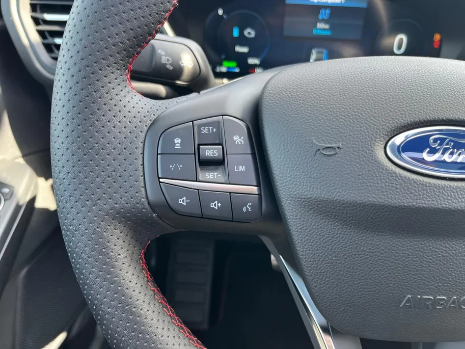 Ford Kuga 2.5 PHEV ST-Line X | Schuif/Kantel Dak | Adaptieve Cruise Control | Elek. Trekhaak | 2100 KG Trekgewicht | Winter Pack |
