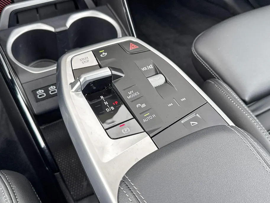 BMW iX1 eDrive20 67 kWh