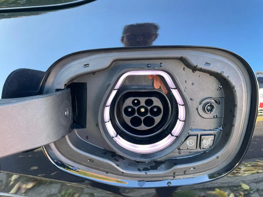 Ford Kuga 2.5 PHEV ST-Line | Adaptive Cruise Control | (HUD) Head Up Display | Winterpakket | Wegklapbare trekhaak | 18'LM Velgen |
