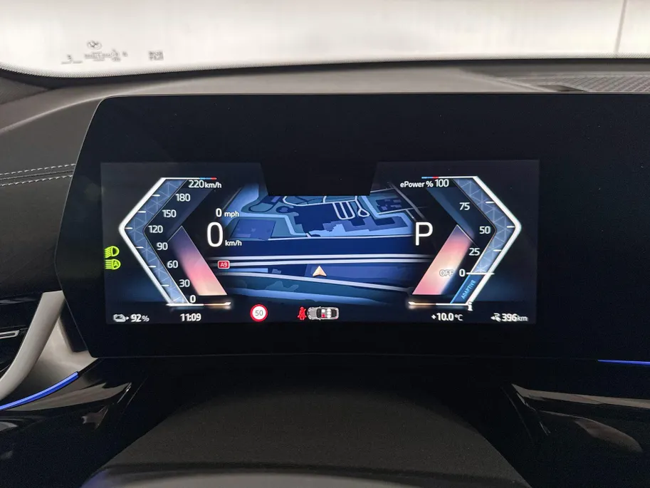 BMW iX2 eDrive20 67 kWh M Sport Edition