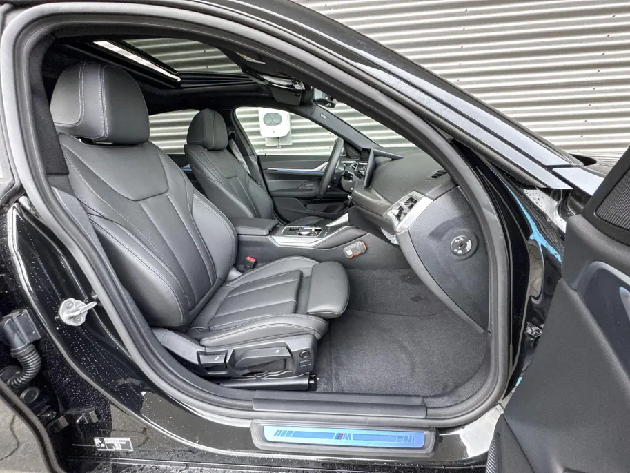 BMW i4 eDrive35