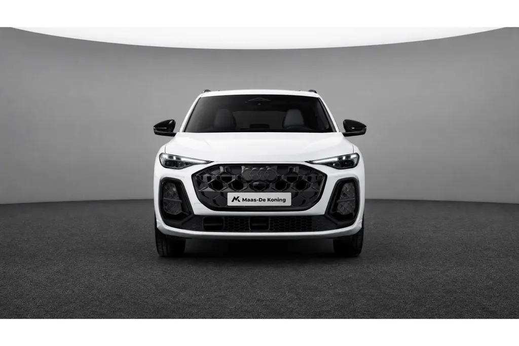 Audi Q5 e-hybrid quattro S edition Competition 367 PK · Head-Up display · B&O Premium 3D · Sportstoel S dynamica/leder