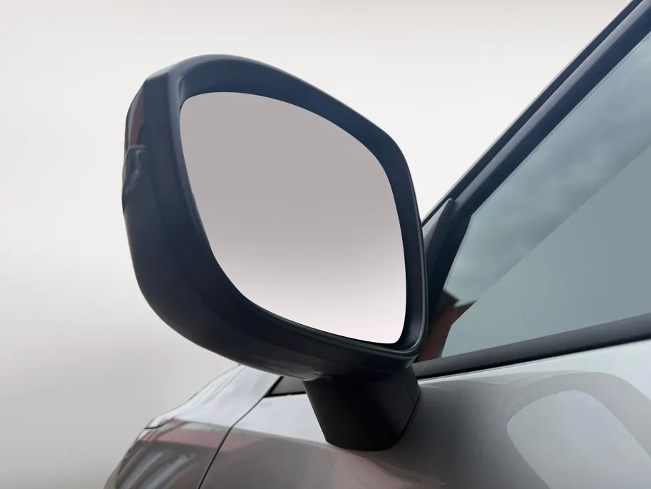 Nissan Juke 1.6 Hybrid N-Connecta | Navigatie | Apple Carplay/ Android Auto | Achteruitrijcamera | Climate Control | Parkeersensoren voor & achter |