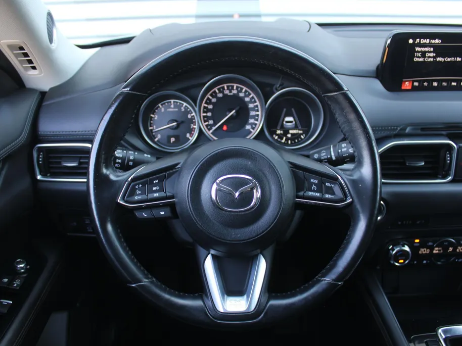 Mazda CX-5 2.0 SkyActiv-G 165 Skylease Luxury | Trekhaak | 360 Camera | Leer | Stuur-/stoelverwarming | HUD | Bose | Elek. stoelverstelling | 19' LM | All seasons |