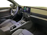 CUPRA Formentor 1.5 TSI e-Hybrid Business | Panoramadak | Stuur verwarming etc! | Trekhaak | Super compleet en helemaal nieuw!