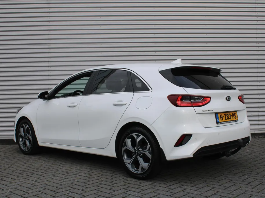 Kia Ceed 1.4 T-GDi DynamicPlusLine | 17 inch | Navi | Camera | Trekhaak | Stoel- Stuurverwarming |