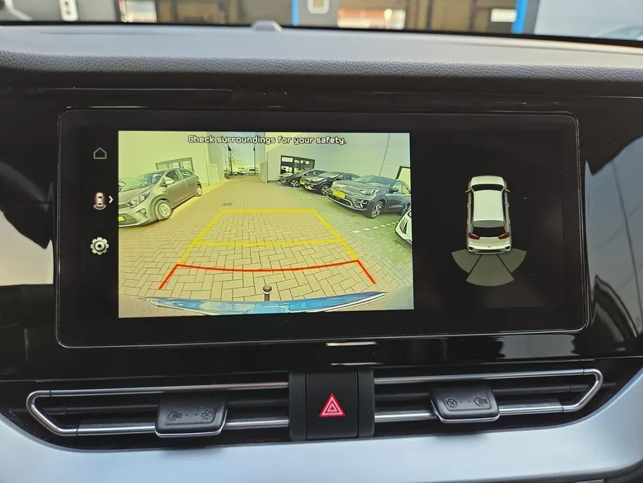 Kia Niro 1.6 GDi Hybrid DynamicLine | Automaat | Trekhaak | Camera | Navigatie | Carplay | cruise Control |