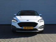 Ford Focus 1.0 EcoBoost Active Business | Trekhaak | Panoramadak | Stuur-/stoel-/voorruitverwarming | Camera | Navi | 18' LM | LED | Cruise adapt. | B&O audio | Zeer nette auto!! |