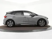 CUPRA Born Impulse 62 kWh 204pk · Camera · Keyless · Apple/Android Car Play · ACC · Stuurwielverwarming · Sportstoelen · 18'Velgen ·