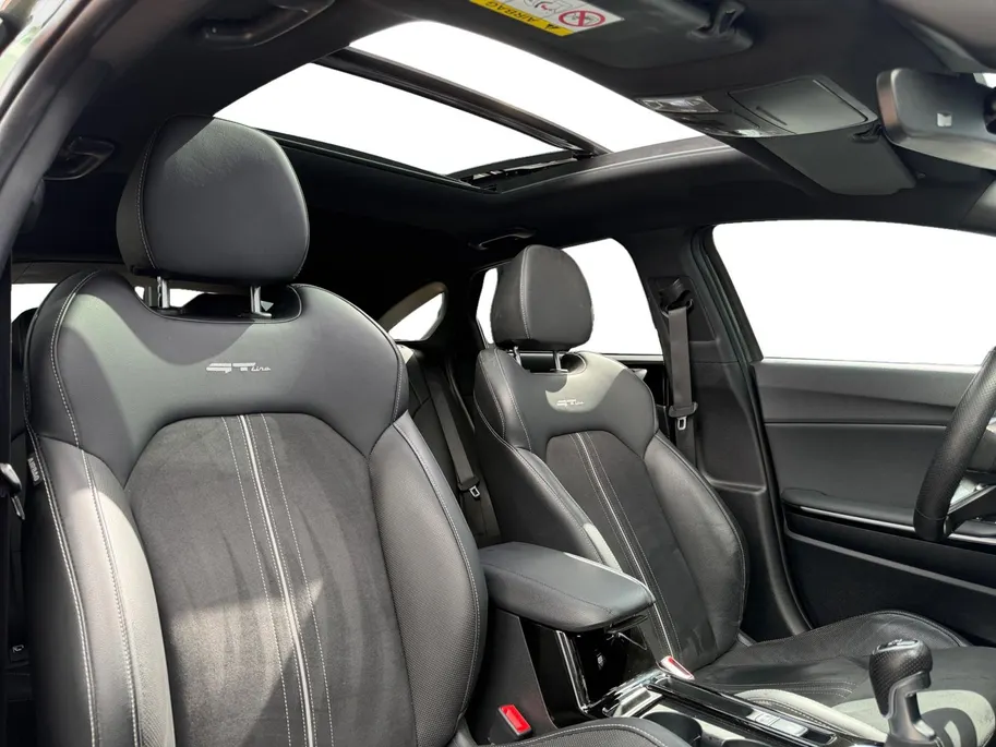 Kia ProCeed 1.5 T-GDi GT-Line 1e Eigenaar | Dealer onderhouden | Open dak | Stoel & Stuur verwarming | Navigatie | Apple CarPlay & Android Auto | Fabrieksgarantie | NAP