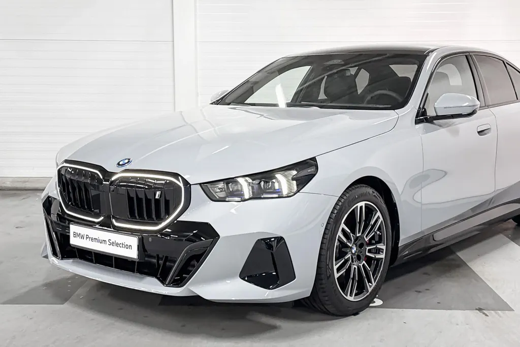 BMW i5 Sedan eDrive40