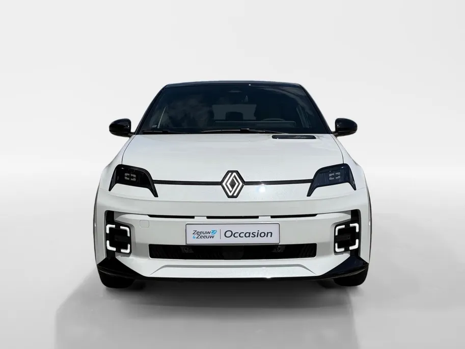 Renault 5 Comfort Range Iconic Cinq 52 kWh Automaat | DEMO | Harman Kardon Audio | Camera | Blind Spot Warning | Adaptive Cruise Control | Climate Control | Apple CarPlay/Android Auto | Digital Cockpit |