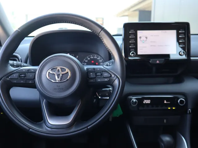 Toyota Yaris 1.5 Hybrid Active | Camera | Apple Carplay Android Auto (34000km