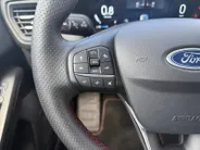 Ford Focus Wagon St-Line X | Schuif-kanteldak | Adapt. Cruise Control | Winterpack | Achteruitrijcamera | Apple Carplay/ Android Auto | | B&O premium audio | 12 maanden garantie