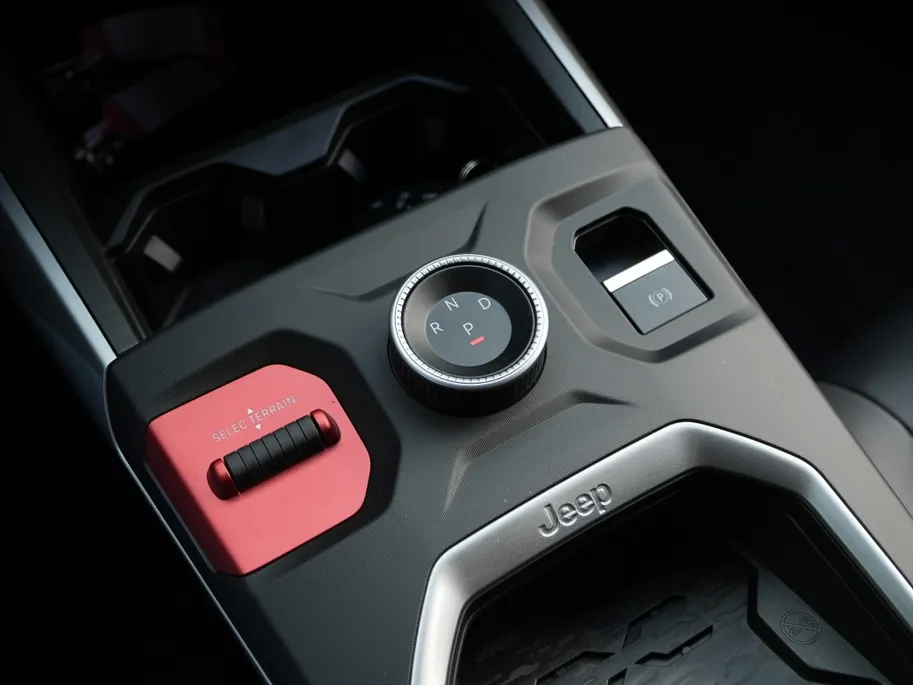 Jeep Compass 1.6 e-Hybrid 225 PK PHEV First Edition | Schuifdak | Premium | 360cam