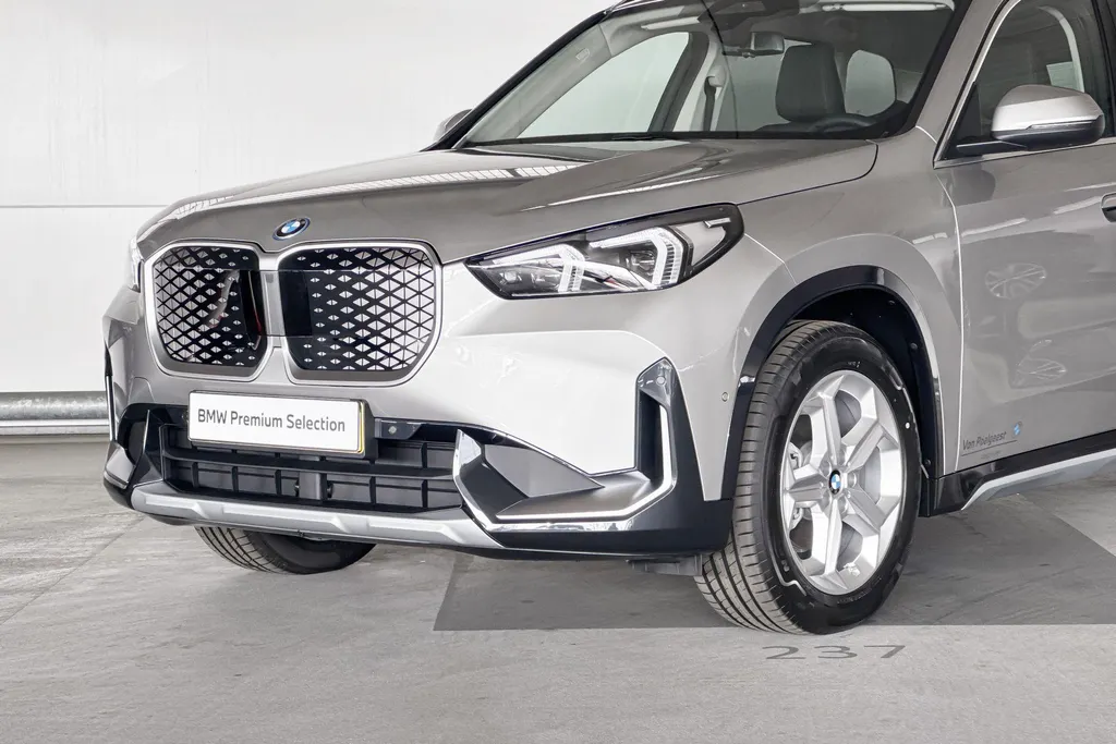 BMW iX1 eDrive20 Pure Edition 67 kWh